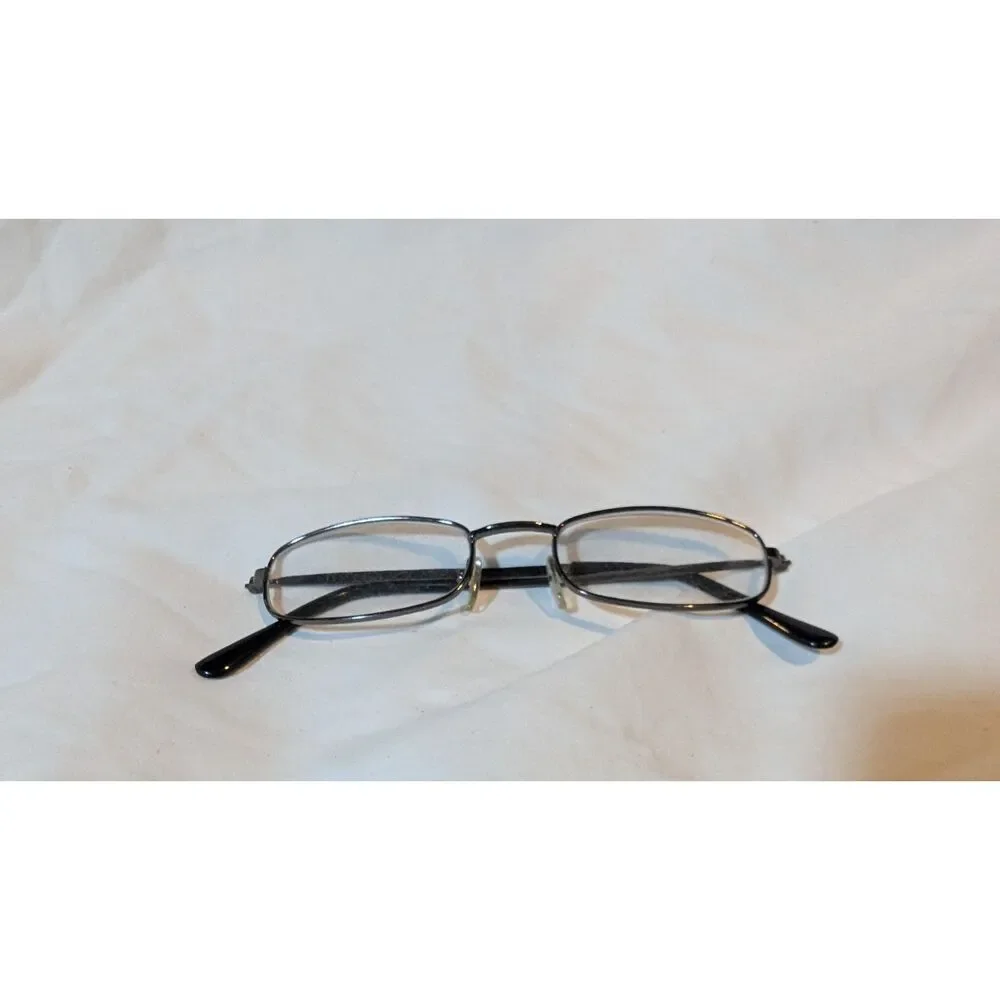 Silver Colored Wire Frame Oval Eyeglass Frames